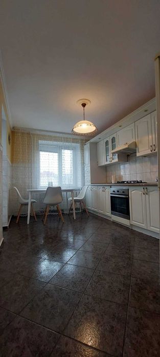 Трикімнатна квартира біля Порт-сіті для  6-8 осіб