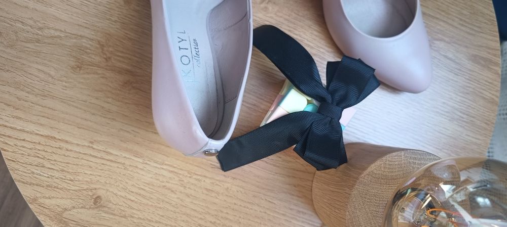 Buty ślubne pudrowy róż