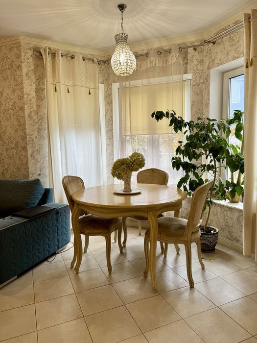 Будинок 300 кв.м. З усіма Комунікаціями в масиві Канадське село!