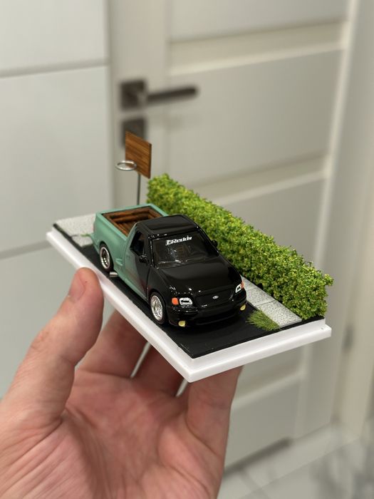 Hot wheels castom ford svt f150