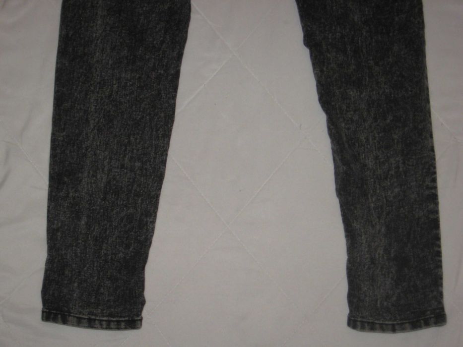 spodnie damskie Divided czarne 40 4 kieszenie L XL pas 82-92cm