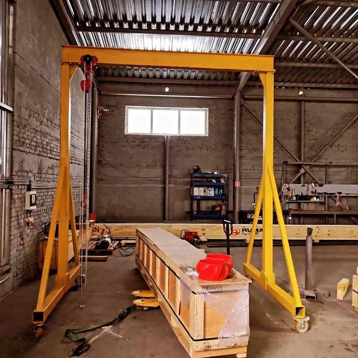 Кран козловий легкий