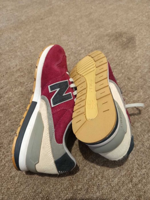 Tênis New Balance 996