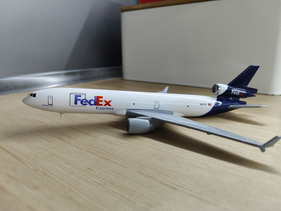 Model MC Donnell Douglas MD11