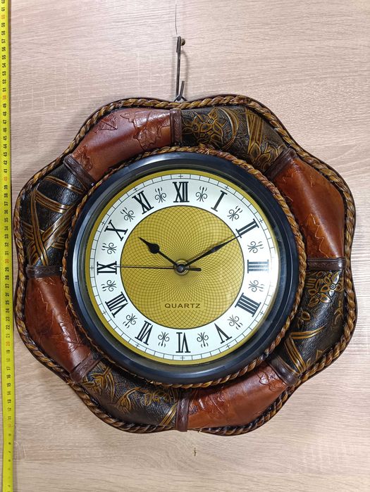 Настенные часы деревяные, кожаные, керамические, с маятником. Новые