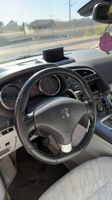Peugeot 3008 1.6HDi 110cv branco caixa automatica