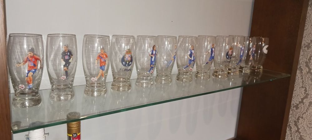 Copos de Vidro com.imagens de jogadores de Futebol Clube do Porto