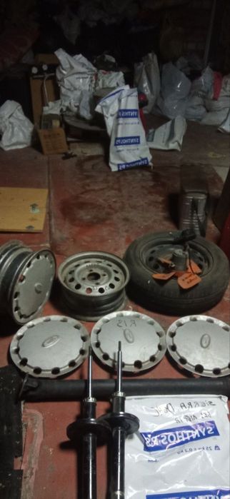 Продам запчасти на форд сиерра, всё что на фото, цена дог.О9635О4755