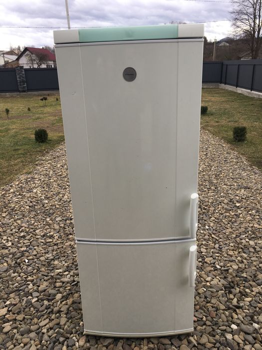 Холодильник Electrolux