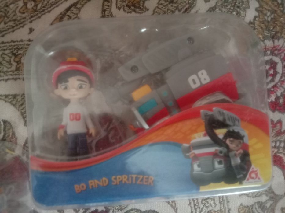 Герої мультика, Рев і Рамбл