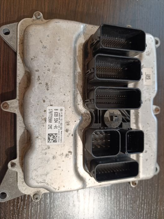 Блок керування двигуном N20B20 DME BMW F10, F15, F25, F30