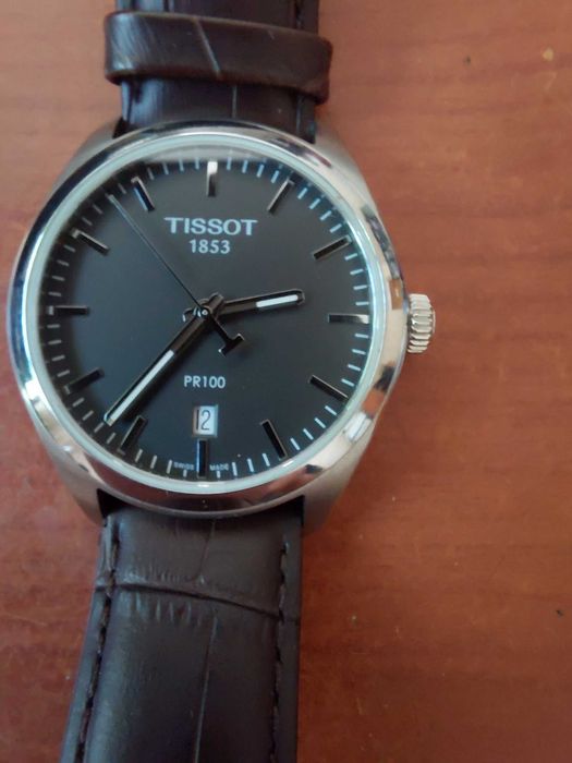 Годинник кварцевий Tissot PR 100