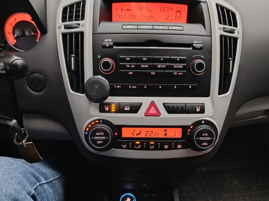 Продам Kia ceed 2.0