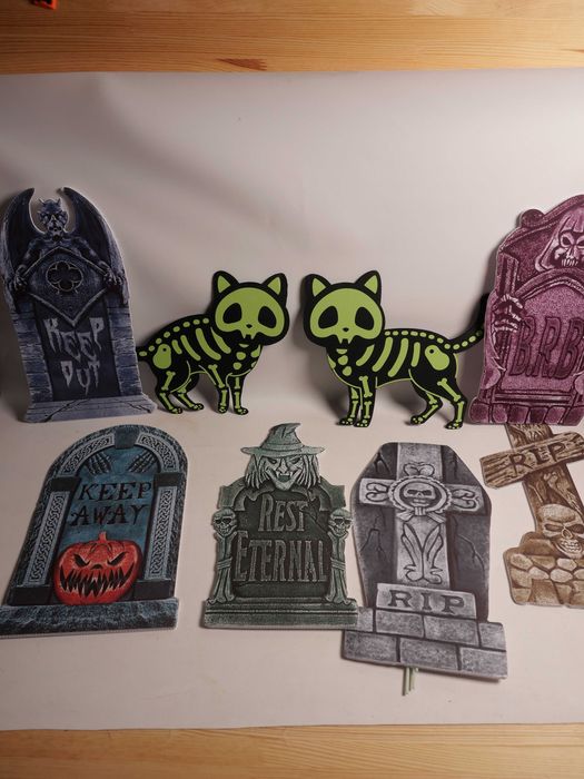 Прикраси для Хелловіну, будинку, люмінесцентні котики і могилки