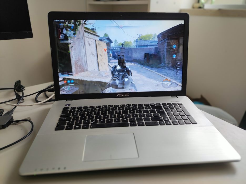 Portátil K750JB i7 17,3''