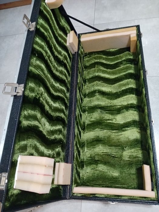 Case futerał walizka 118x48x21 cm