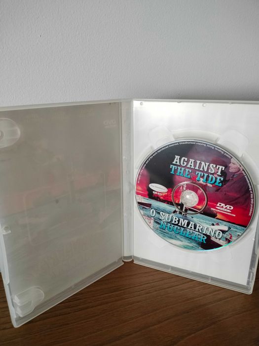Filme DVD: O Submarino Nuclear - Against the Tide