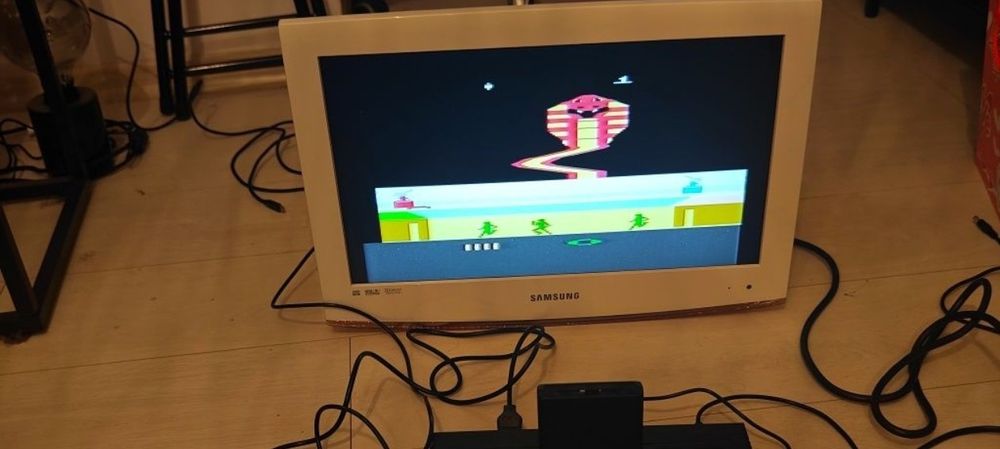 Zmodowane Atari 2600 junior jr duży zestaw