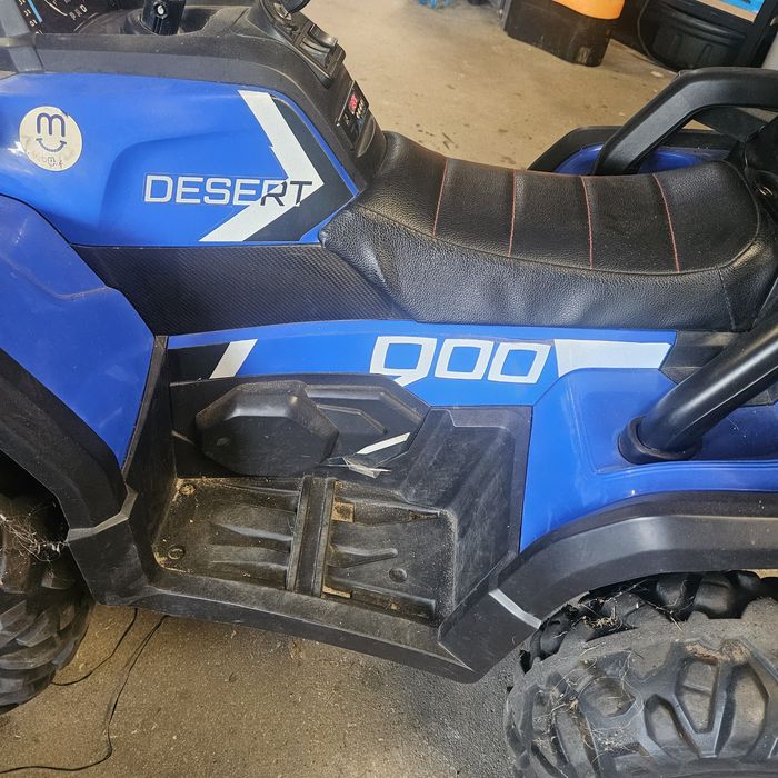 Quad na akumulator 4x4