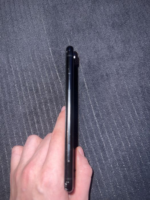 Продам iphone xr 128gb