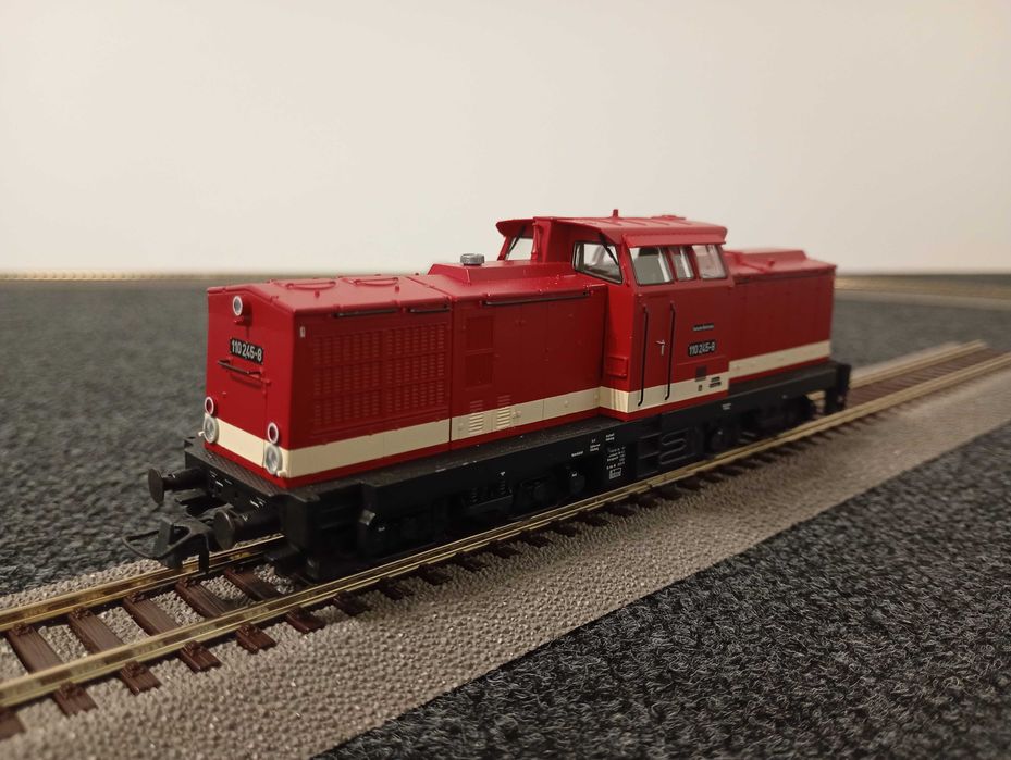 Roco BR110 + 3 wagony Roco / Piko h0 / Roco h0