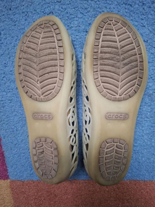 Жіночі балетки Crocs р.37-38