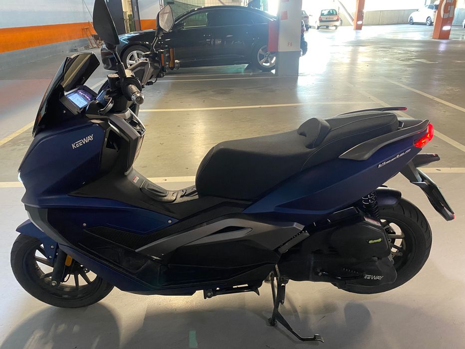 Moto Keeway Vieste