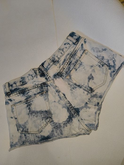 Шорти жіночі короткі