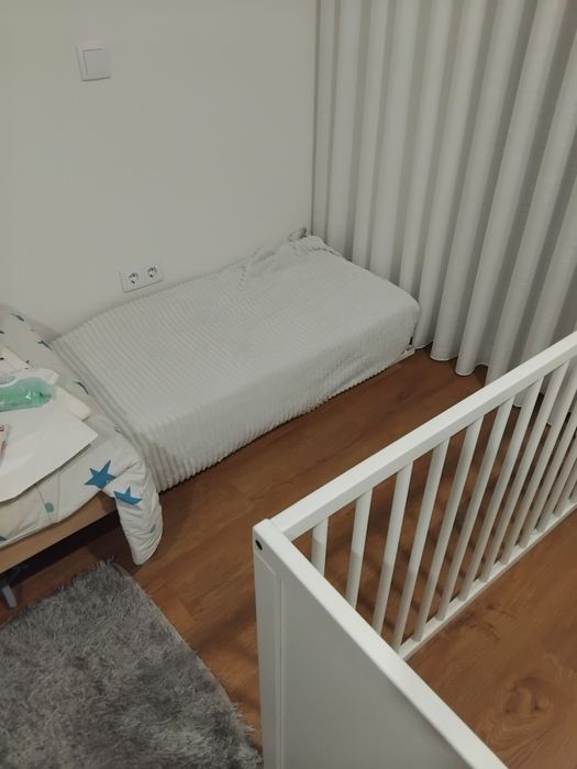 Cama de bebé madeira branca