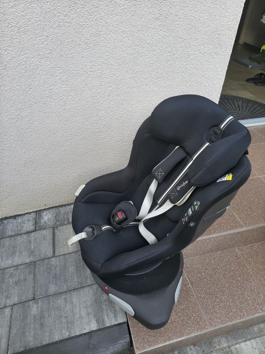 Fotelik Cybex Sirona GI+ z bazą obrotową Isofix