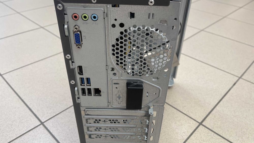 Lenovo Ideacentre i5-7400 8gb ddr4 ram grafika integrowana