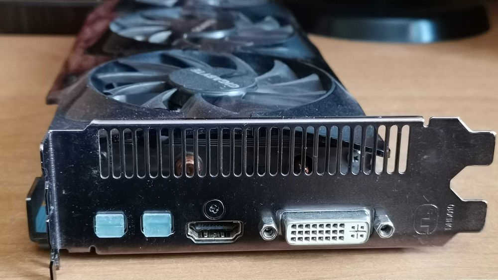 Відеокарта Gigabite HD 7870 2 gb oc