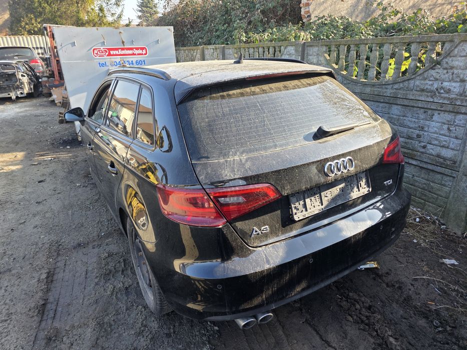 Klapa bagażnika audi a3 8v sportback 5d LY9T