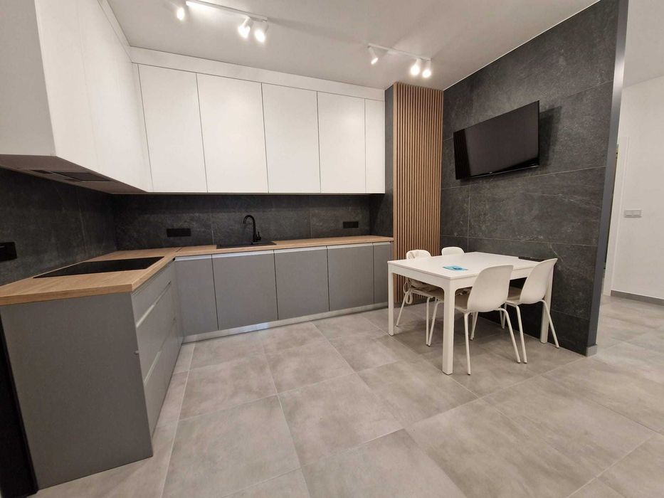 Super apartament ŚUM 3 niezależne pokoje umeblowany taras klima