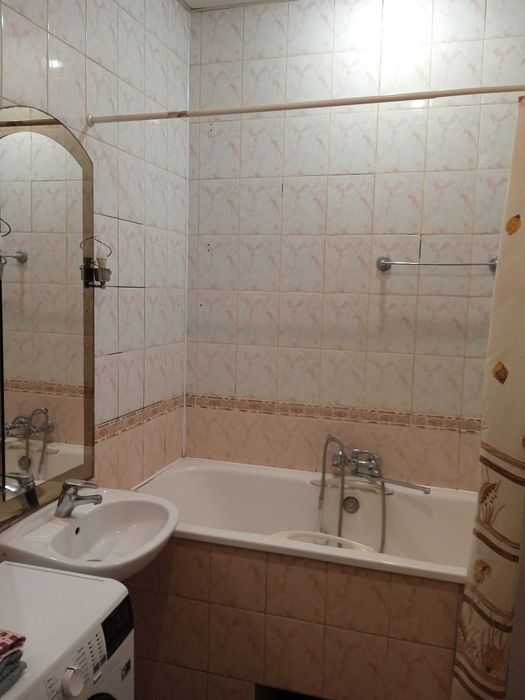 3 кімнатна квартира, близький центр, Шота Руставелі , до 8 людей