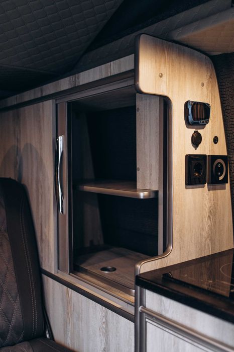 Меблі для мікроавтобусів