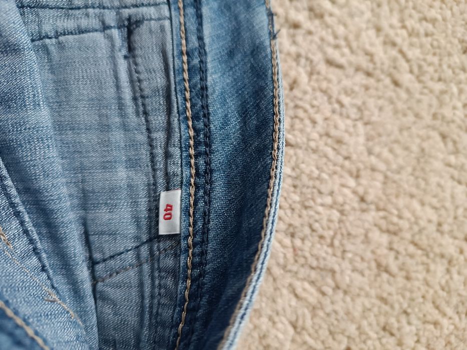 Krótkie spodenki szorty denim jeans 40 s.Oliver