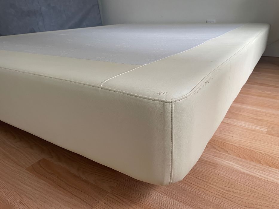 Sommier de cama de casal 150x200cm.