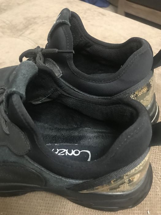 Кросівки на утепленні