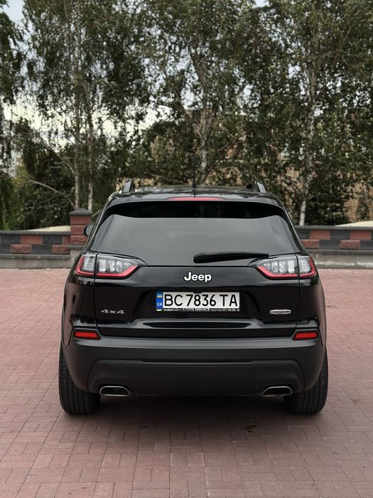Jeep Cherokee 2022 VIN 1C4PJMMN9ND523462 фото оголошення 4 з 8