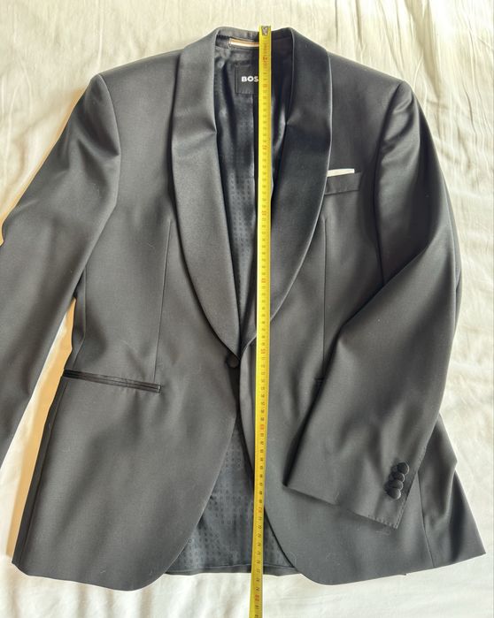 Smoking Garnitur Tuxedo Hugo Boss r. 48