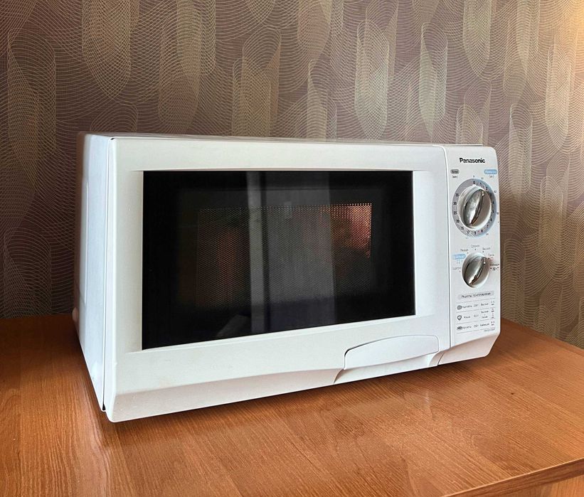 Продам Микроволновку Panasonic