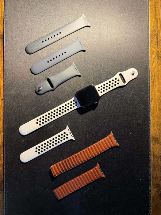 Apple Watch 8 (GPS) 45 mm - aluminium