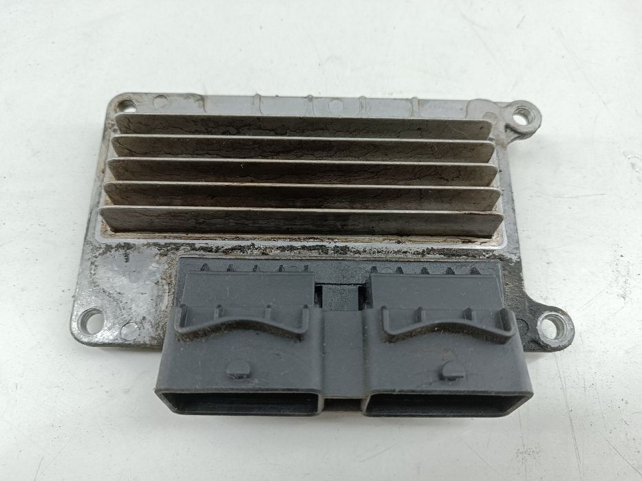 Centralina de Motor - RENAULT Twingo I (C06_) | 93 - 12