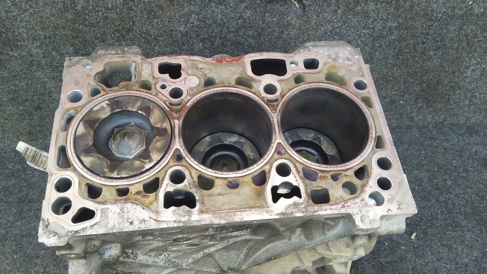Blok silnika korbowód 1.4 TDI 105KM CUT Skoda Fabia III Rapid VW Seat