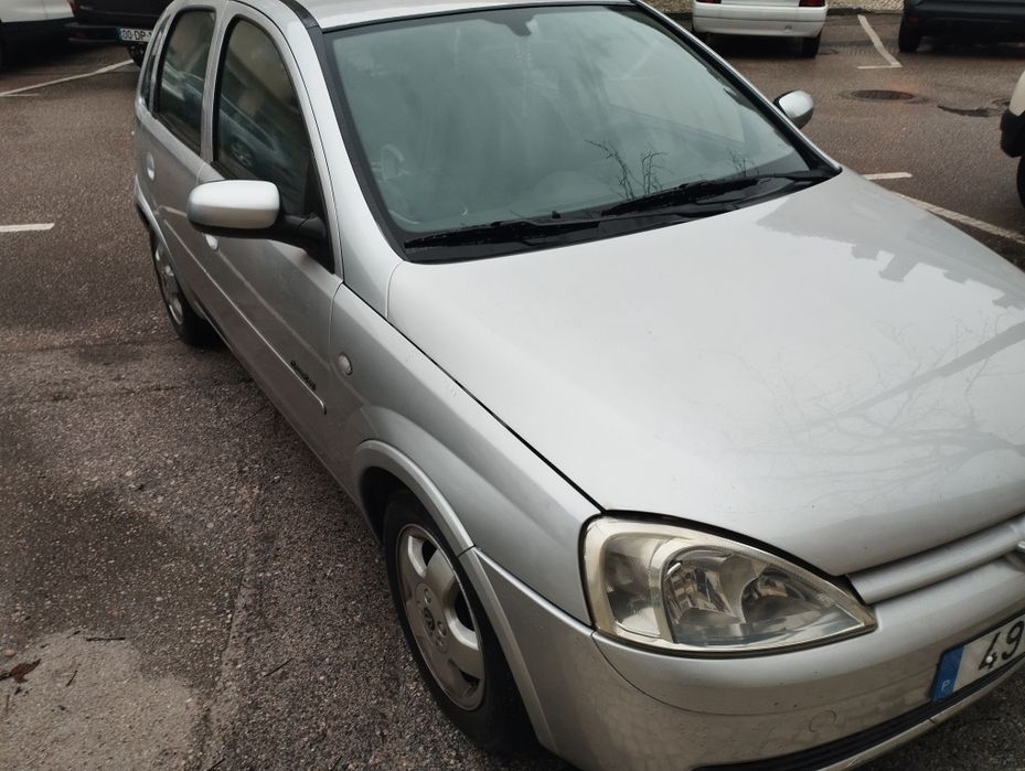 Opel Corsa 1.2 a gasolina