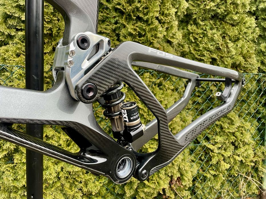 パーツ EXT e-STORIA EXT e-STORIA – J-TECH Suspension Ltd