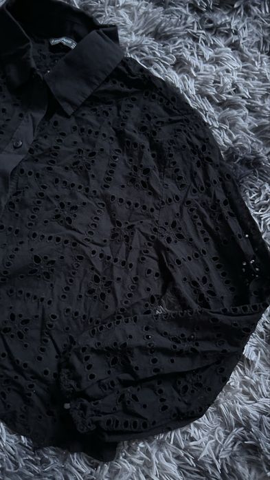 Брузка від Stradivarius