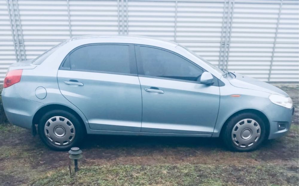 Продам автомобіль Форза