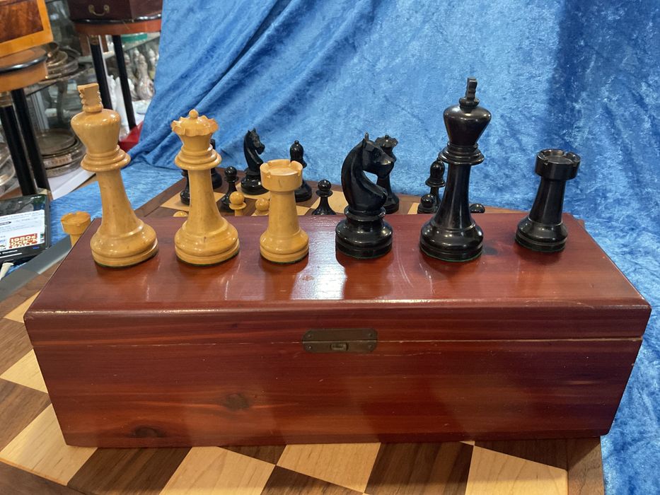 Xadrez jogo madeira ,discrição abaixo